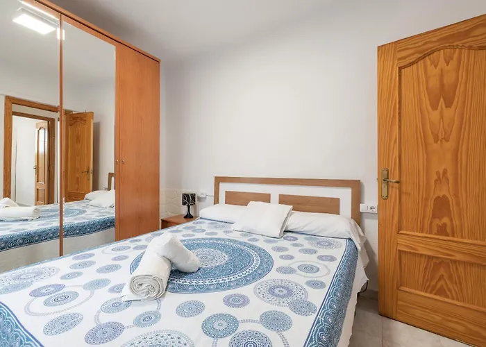 Casa Cinta, Exteriores Compartidos