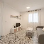 Casa Cinta, Exteriores Compartidos *